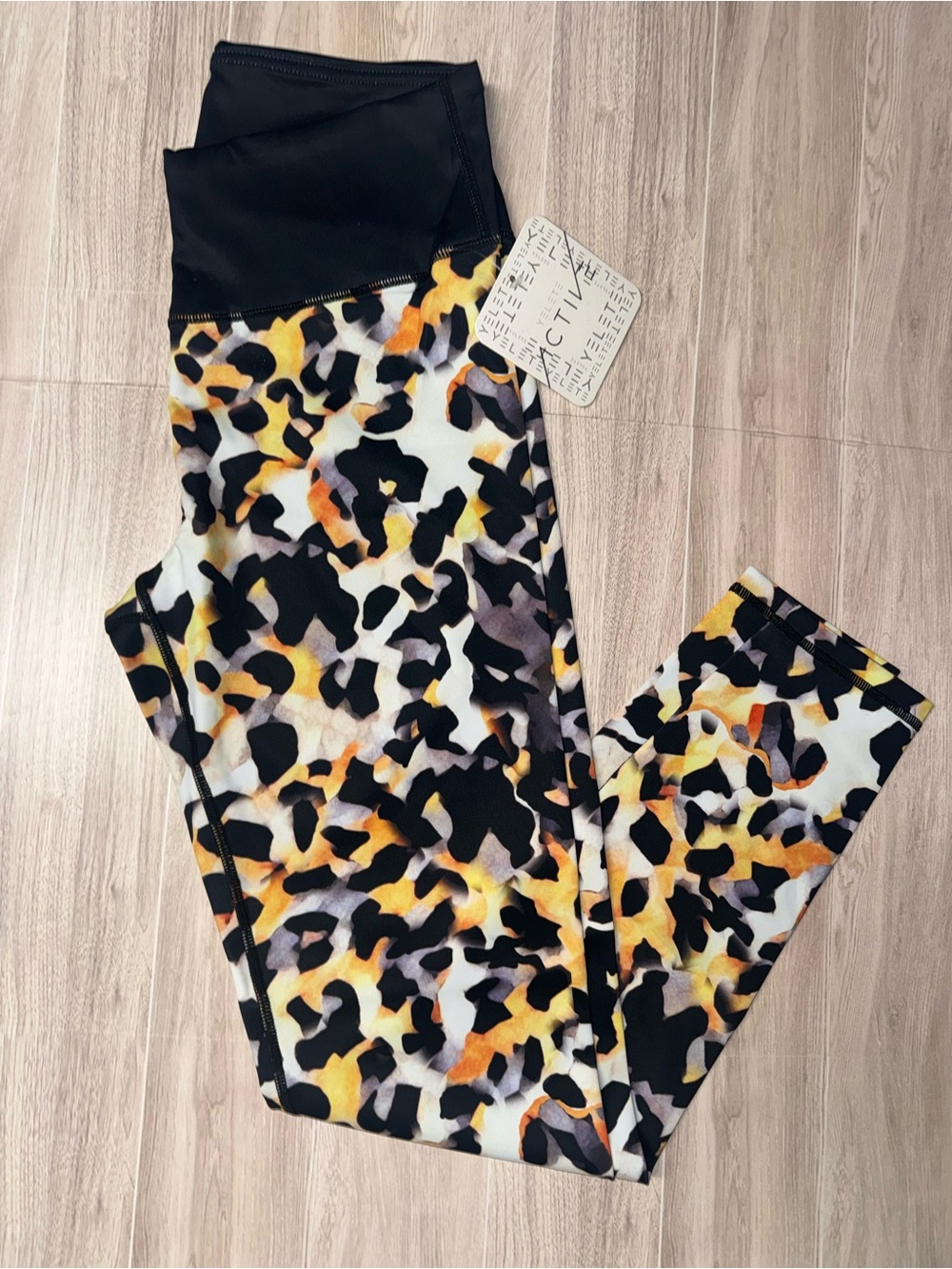 Activewear' Black & Yellow Leopard Print Leggings - Active USA